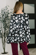 Load image into Gallery viewer, Time and Time Again Floral Blouse
