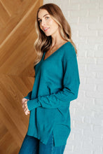 Load image into Gallery viewer, V-Neck Front Seam Sweater in Heather Ocean Teal
