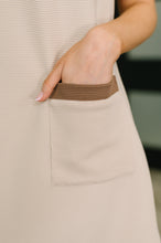 Load image into Gallery viewer, Your Place Or Mine Contrast Detail Midi Dress
