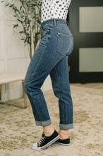 Load image into Gallery viewer, JUDY BLUE Zoey Mid Rise Billie Boyfriend Jean in Everyday Indigo
