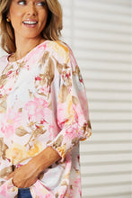 Load image into Gallery viewer, Floral Round Neck Three-Quarter Sleeve Top
