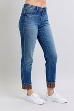 Load image into Gallery viewer, Judy Blue Plaid Print Cuff Straight Leg Jeans with Pockets
