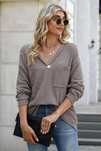 Load image into Gallery viewer, Exposed Seam V-Neck Long Sleeve Top (multiple color options)
