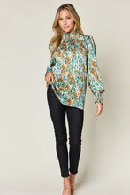 Load image into Gallery viewer, Printed Smocked Long Sleeve Blouse
