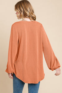 Long Sleeve Curved Hem Ribbed T-Shirt in Pumpkin