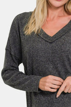 Load image into Gallery viewer, Ribbed V-Neck Drop Shoulder Top in Black
