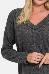 Ribbed V-Neck Drop Shoulder Top in Black