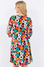 Load image into Gallery viewer, Floral Three-Quarter Sleeve Dress with Pockets
