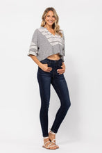 Load image into Gallery viewer, Judy Blue High Waist Handsand Skinny Jeans
