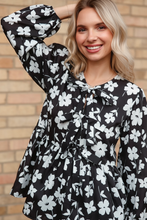 Load image into Gallery viewer, Fleur with Flair Ruffle Sleeve Blouse
