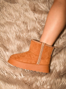 Round Toe Platform Boots in Caramel