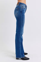 Load image into Gallery viewer, Judy Blue Mid-Rise Bootcut Jeans with Thermal Lining
