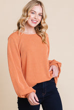 Load image into Gallery viewer, Long Sleeve Curved Hem Ribbed T-Shirt in Pumpkin
