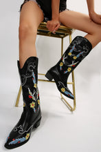 Load image into Gallery viewer, Embroidered Point Toe Block Heel Boots
