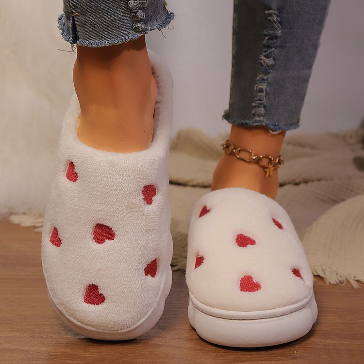 Heart Round Toe Flat Slippers (2 color options)