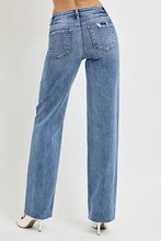 Load image into Gallery viewer, RISEN High Rise Straight Leg Jeans with Pockets
