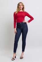 Load image into Gallery viewer, Judy Blue Heart Shaped Back Pockets Skinny Jeans
