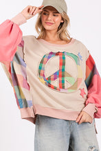 Load image into Gallery viewer, Contrast Peace Patch Dropped Shoulder Sweatshirt
