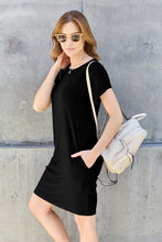 Load image into Gallery viewer, Bamboo Round Neck Short Sleeve Dress with Pockets
