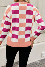 Load image into Gallery viewer, Color Block Round Neck Sweater
