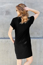 Load image into Gallery viewer, Bamboo Round Neck Short Sleeve Dress with Pockets
