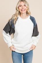 Load image into Gallery viewer, Color Block Faux Fur Raglan Sleeve Sweatshirt
