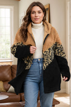 Load image into Gallery viewer, Leopard Zip Up Hooded Outerwear
