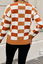 Load image into Gallery viewer, Color Block Round Neck Sweater
