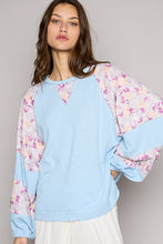 Load image into Gallery viewer, POL Round Neck Balloon Floral Long Sleeve Top
