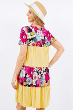 Load image into Gallery viewer, Color Block Floral Round Neck Short Sleeve Dress
