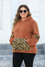 Load image into Gallery viewer, Leopard Kangaroo Pocket Long Sleeve Hoodie
