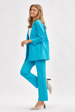 Load image into Gallery viewer, Dear Scarlett Magic 3/4 Blazer (multiple color options)

