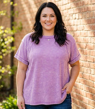 Load image into Gallery viewer, Vintage Vibe Ribbed Tee in Violet
