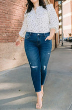 Load image into Gallery viewer, Action &amp; Reaction Midrise Crop Skinny Jeans by Lovervet
