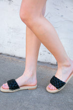 Load image into Gallery viewer, Chunky Woven Flat Slides Sandals in Black
