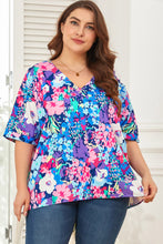 Load image into Gallery viewer, Blooming Desires Floral Center Seam V-Neck Blouse
