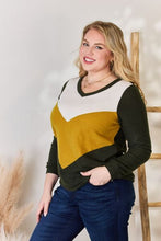 Load image into Gallery viewer, Crossing Paths Colorblock V-Neck Top
