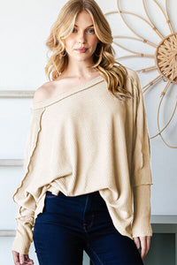 No Where To Hide Exposed Seam Lantern Sleeve Top in Cream