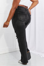 Load image into Gallery viewer, Lois Distressed Loose Fit Jeans by Risen
