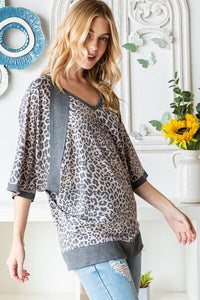 Animal Instincts Leopard Contrast V-Neck Half Sleeve Top