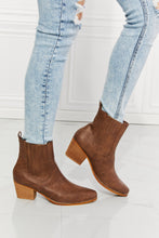 Load image into Gallery viewer, Love the Journey Stacked Heel Chelsea Boot in Chestnut

