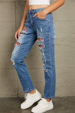 Load image into Gallery viewer, Alice Leopard Patch Ankle-Length Jeans
