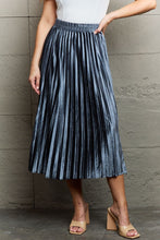 Load image into Gallery viewer, Whimsy Waltz Accordion Pleated Flowy Midi Skirt in Cloudy Blue

