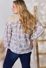 Load image into Gallery viewer, Pick Up The Lace Detail Printed Blouse
