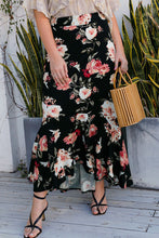 Load image into Gallery viewer, Flowers and Fashion: Floral High-Rise Skirt - Plus
