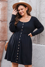 Load image into Gallery viewer, The &quot;Magic Dress&quot; in Plus Size (multiple color options)
