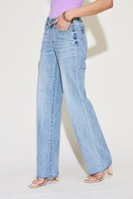 Load image into Gallery viewer, Parker V Front Waistband Straight Jeans by Judy Blue

