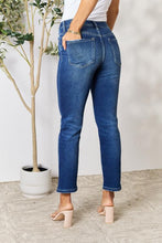 Load image into Gallery viewer, Juliette Distressed Cropped Jeans by Bayeas
