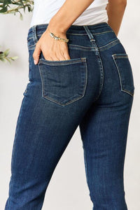 Larisa Raw Hem Straight Jeans by Bayeas