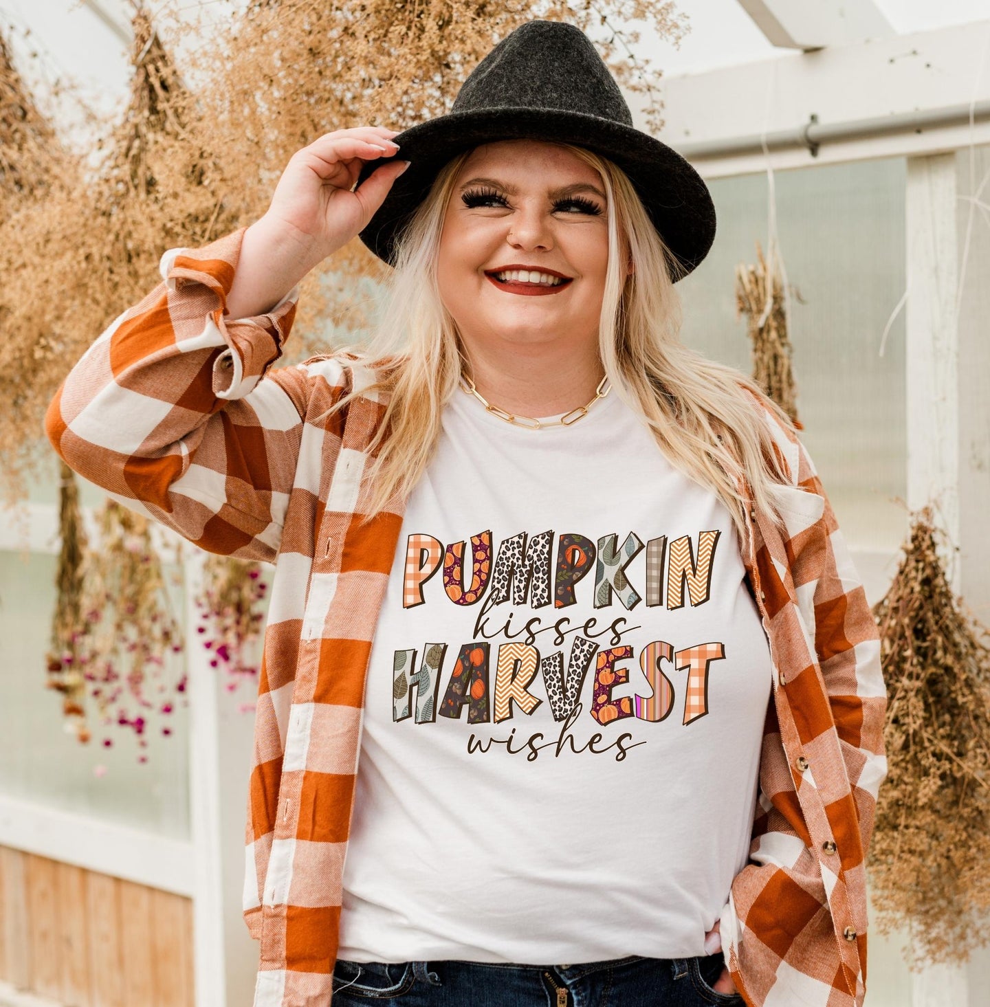 Pumpkin Kisses Harvest Wishes Graphic T-Shirt